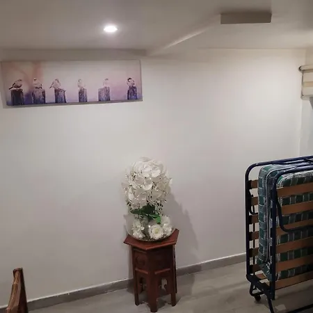 Joli Rez De Jardin *