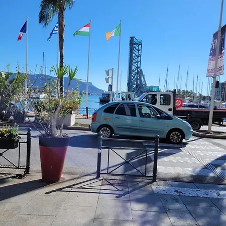 Lägenhet Joli Rez De Jardin La Seyne-sur-Mer