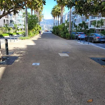 Apartment Joli Rez De Jardin La Seyne-sur-Mer