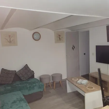 Joli Rez De Jardin Apartman La Seyne-sur-Mer